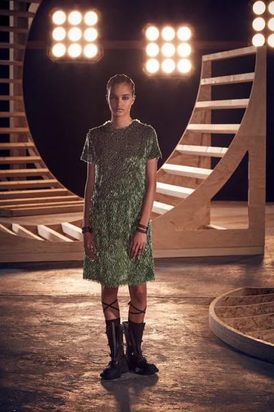 Look 61